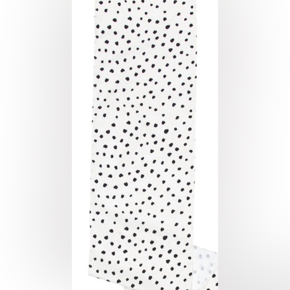 CRISTINA MARTINEZ- DOTTABLE RUNNER-Color:IVORY/BLACK DOT DRIFT-NEW!!